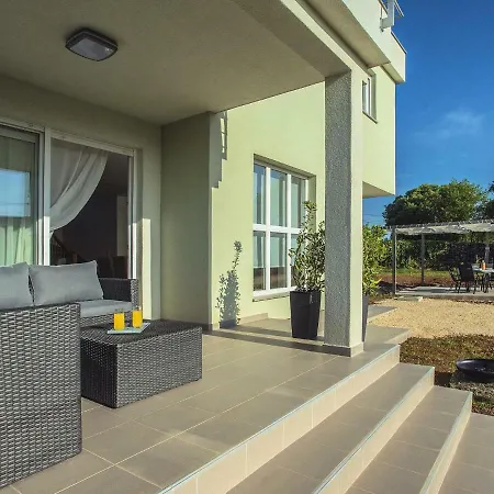 Holiday home Holiday Casa Gina