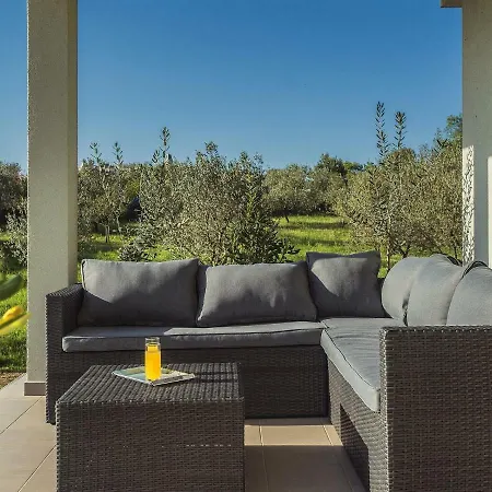 Holiday home Holiday Casa Gina Galizana