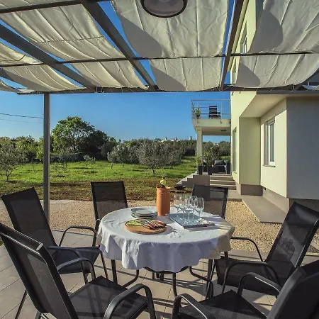 Сasa de vacaciones Holiday Casa Gina Galižana